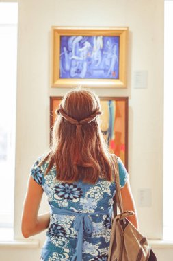 Novokuzneck, Rusya - 01.09.2018: kız resim Müzesi