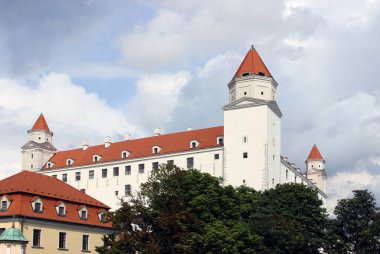 Bratislava tarihi beyaz kale, başkenti hakim