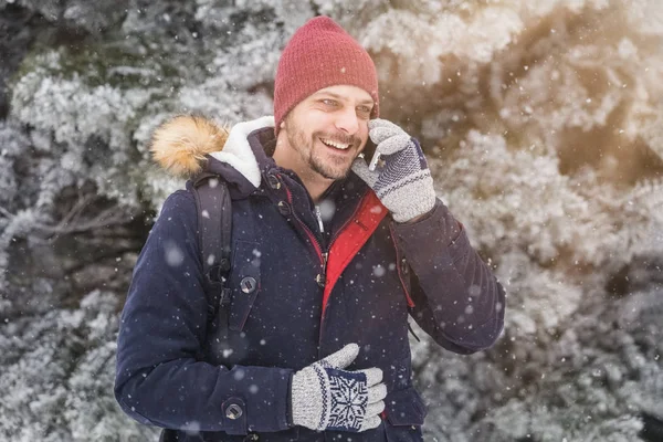 Evet ve kış günü zevk moda yakışıklı.