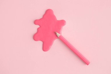 Gül leke sanat en az yaratıcı konsepti ile kalem.