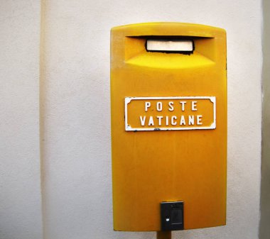 Vatikan Posta Kutusu, Vatikan Postası