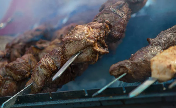 Delicious barbecue prepared by me for friends — ストック写真