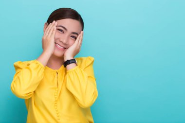 Kadın izole arka plan taze hissediyorum