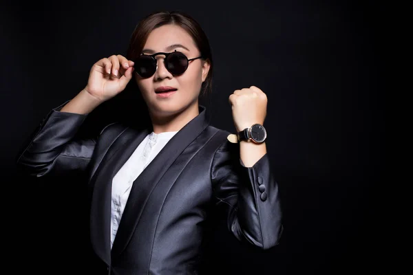 Happy woman has punctual — Stok Foto