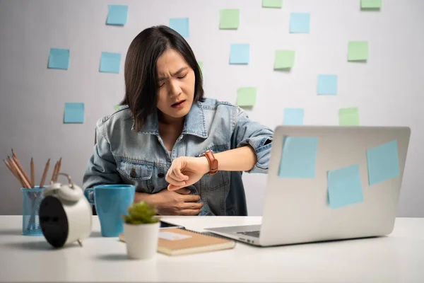 Asian Woman Working Laptop Sick Stomach Ache Sitting Home Office — Stock Photo, Image