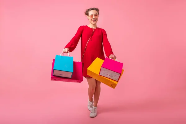 Aantrekkelijk Gelukkig Glimlachen Stijlvol Vrouw Shopaholic Rood Trendy Jurk Met — Stockfoto