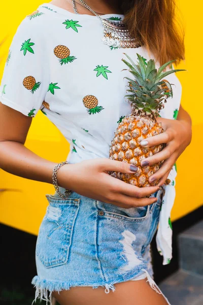 Close Hands Holding Pineapple Tanned Skin Attractive Woman Vacation Wearing — Stock Photo, Image