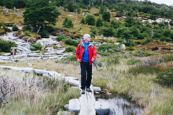 Wanderung Patagonien Abenteuerreisender Auf Der Wanderung Zum Fitz Roy Mountain — Stockfoto