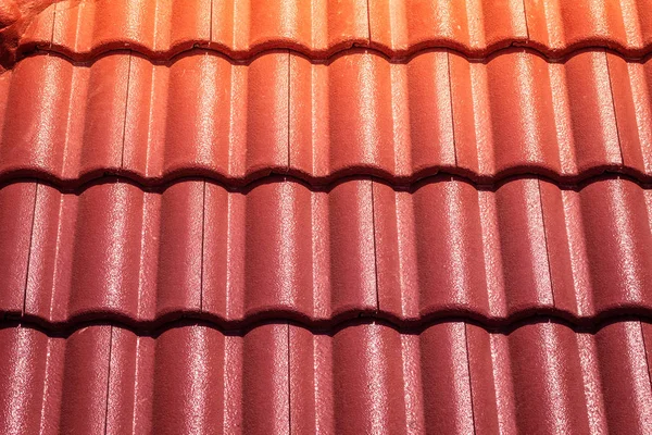 红色屋顶瓷砖 — 图库照片