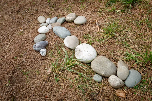 Arrow Laid Out Stones Shows Direction Movement Those People Who — Stock Photo, Image