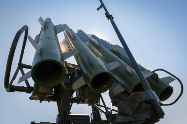 Kadamovskiy eğitim alanı, Rostov bölgesi, Rusya, 26 Ağustos 2018: Uluslararası askeri teknik forum ordu-2018. Modern Rus askeri mobil radar istasyonu 1l 119