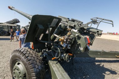 Kadamovskiy eğitim alanı, Rostov bölgesi, Rusya, 26 Ağustos 2018: Uluslararası askeri teknik forum ordu-2018. Kendinden tahrikli kıyı topçu sistemi A-222_c 1 Bereg