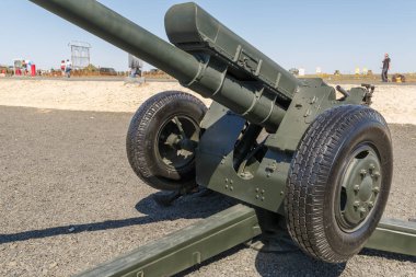 Kadamovskiy eğitim alanı, Rostov bölgesi, Rusya, 26 Ağustos 2018: Uluslararası askeri teknik forum ordu-2018. Kendinden tahrikli kıyı topçu sistemi A-222_c 1 Bereg