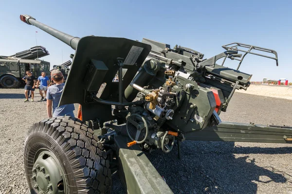 Kadamovskiy eğitim alanı, Rostov bölgesi, Rusya, 26 Ağustos 2018: Uluslararası askeri teknik forum ordu-2018. Kendinden tahrikli kıyı topçu sistemi A-222_c 1 Bereg
