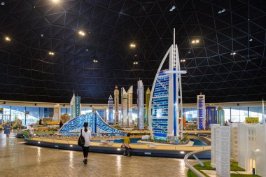 Dubai, BAE, Ocak 09, 2019: Burj Al Arab LEGO minyatür, Dubai en tanınabilir bina biri