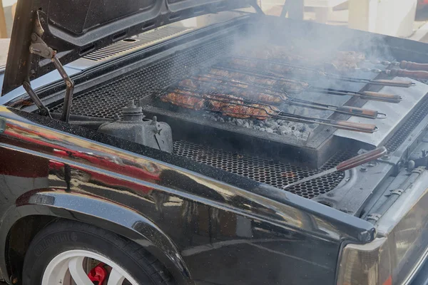 Rostów Nad Donem Rosja Czerwca 2019 Smaczne Mięso Smażone Grillu — Zdjęcie stockowe