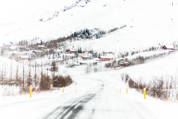 Hermosa Peligrosa Carretera Conducción Invierno Nieve Islandia — Foto de Stock