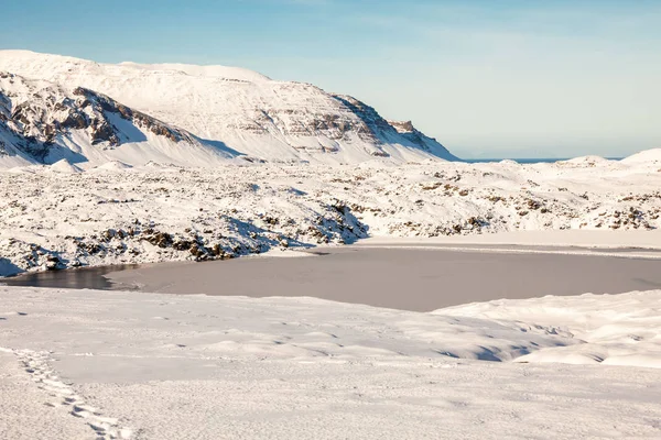 눈덮인 아이슬란드의 아름다운 — 스톡 사진
