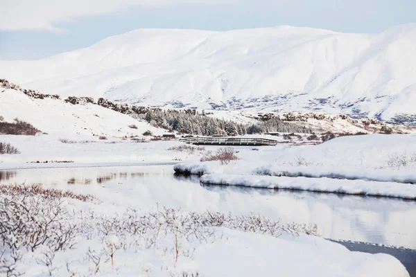 冬の間にアイスランド ピングヴェラー国立公園として知られているもの — ストック写真