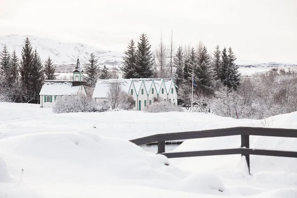 冬季的国家公园 或称冰岛平维利国家公园 — 图库照片