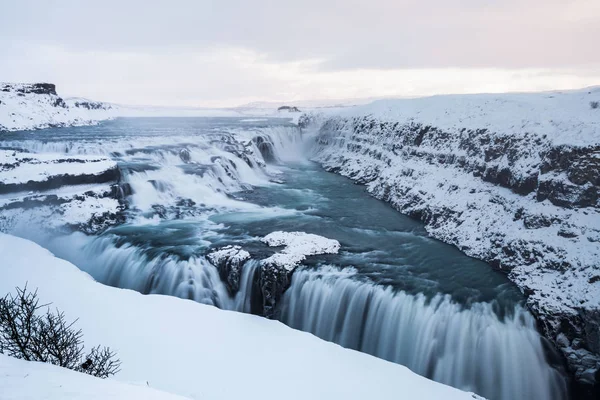 Gullfoss Vodopád Pohled Kaňonu Řeky Hvita Během Zimního Sněhu Island — Stock fotografie