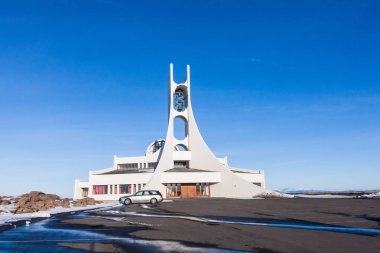İzlanda 'nın batı kesiminde, Snaefellsnes yarımadasının kuzey kesiminde bulunan küçük bir kasaba olan Stykisholmur kış manzarası
