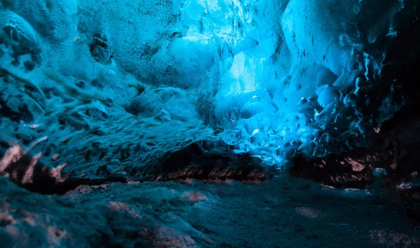 Vista Cueva Hielo Azul Durante Invierno Jokulsarlon Islandia — Foto de Stock