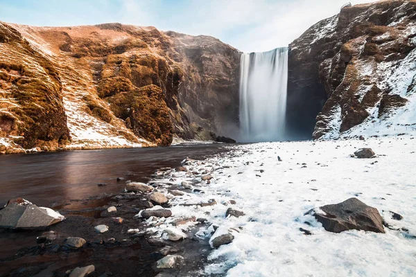 Vista Skogafoss Durante Neve Inverno Que Localiza Rio Skoga Islândia — Fotografia de Stock