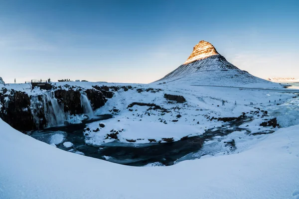 Kirkjufell View Winter Snow Which High Mountain North Coast Iceland — Stock Photo, Image