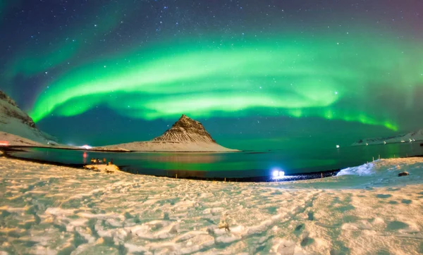 Színes Aurora Borealis Vagy Közismertebb Nevén Northern Lights Téli Tejút — Stock Fotó