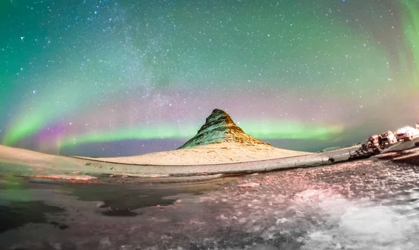 Gyönyörű Aurora Borealis Vagy Ismertebb Nevén Északi Fények Nézd Izland — Stock Fotó