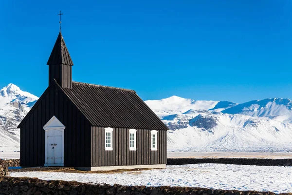 Budakirkja Nebo Lépe Známý Jako Černý Kostel Pohled Modrou Oblohou — Stock fotografie