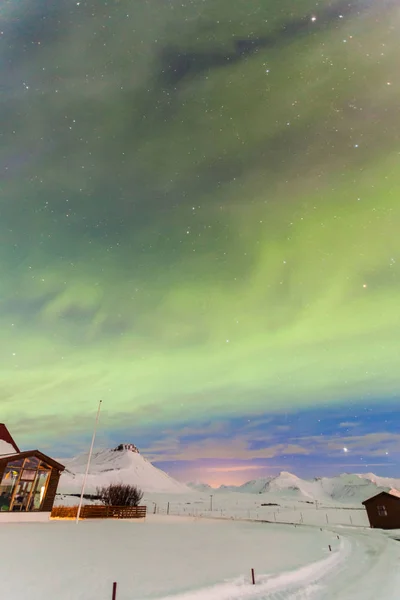 Aurora Borealis Eller Bedre Kendt Som Northern Lights Baggrundsvisning Island - Stock-foto