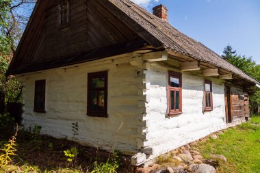 Podlasie 'deki ahşap mimarinin güzelliği Açık Kepenkler Ülkesi, Polonya