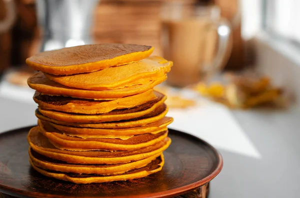 Setumpuk Pancake Labu Sarapan Lezat Yang Sehat Musim Gugur — Stok Foto