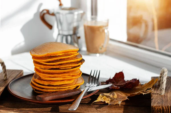 Setumpuk Pancake Labu Makanan Vegetarian Yang Sehat — Stok Foto