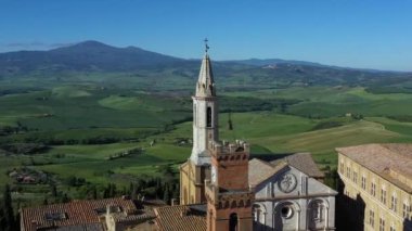 İtalya, Toskana, Val d 'Orcia, Siena Eyaleti, Pienza üzerinde hava manzarası