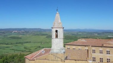 İtalya, Toskana, Val d 'Orcia, Siena Eyaleti, Pienza üzerinde hava manzarası
