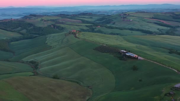 Italien Toskana Val Orcia Provinz Siena Zypressenstraße Zum Agriturismo Baccoleno — Stockvideo