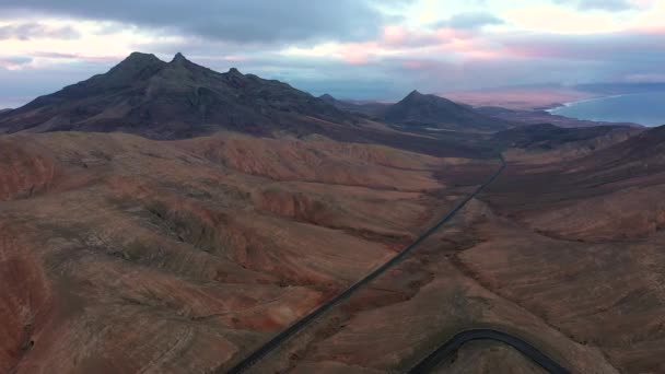Spanje Canarische Eilanden Fuerteventura Mount Cardon Vulkanisch Landschap Met Uitzicht — Stockvideo
