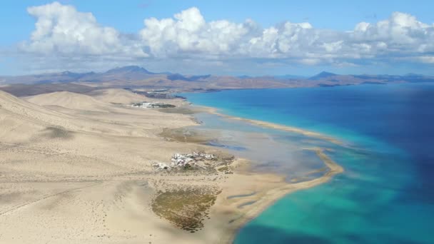 西班牙 加那利群岛 Fuerteventura Jandia半岛 Risco Del Paso Playas Sotavento和Laguna Sotavento — 图库视频影像