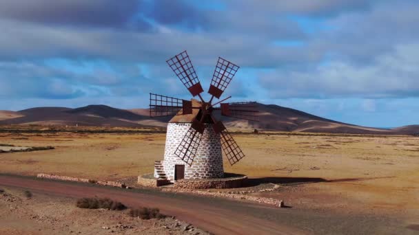 Hiszpania Wyspy Kanaryjskie Fuerteventura Circa 2020 Molino Tefia Tradycyjny Wiatrak — Wideo stockowe