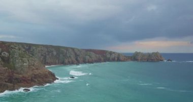Birleşik Krallık, İngiltere, Cornwall, Logan Rock ve Porthcurno Beach
