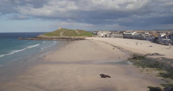 Porthmeor Beach Ives Cornwall Англия Великобритания Европа — стоковое видео