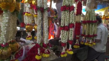 Jan 2018, Hindistan, Karnataka, Mysore, Devaraja çiçek pazarı