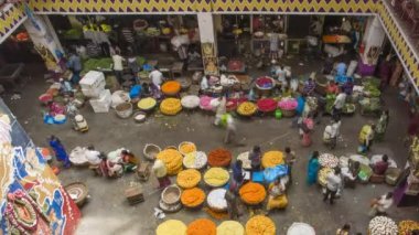 Central Minsk şehir silueti, Trinity bölgesi ve Svishlach nehri, Belarus