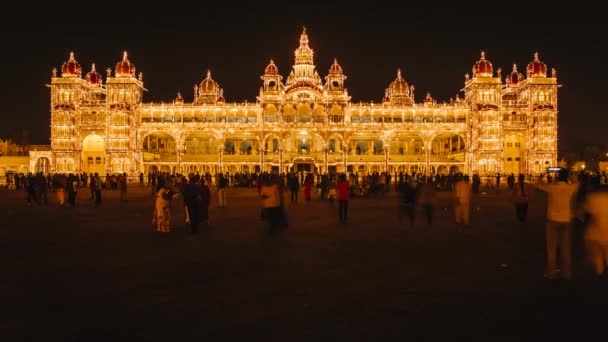 Hindistan Karnataka Mysore Şehir Sarayı Alacakaranlıkta Aydınlandı Zaman Aşımı — Stok video