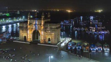 Jan 2018, Hindistan, Mumbai, Maharashtra, Hindistan 'ın Kapısı, Kral V. George ve Kraliçe Mary' nin 1911 'de inişi anısına dikildi.