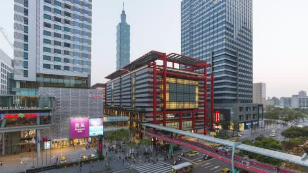Taiwan Taipei Xinyi Centrum District Voetgangersbrug Time Lapse Belangrijkste Winkels — Stockvideo