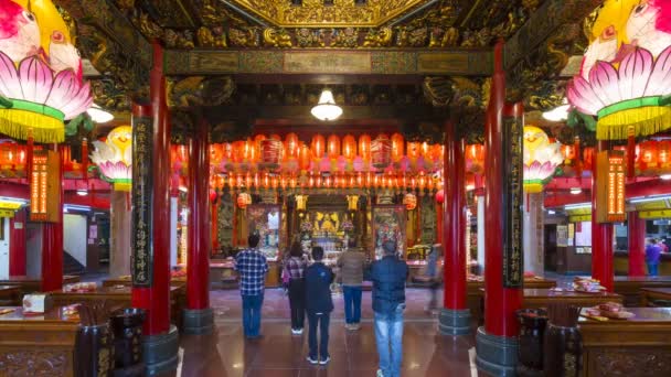 Taiwán Taipei Distrito Songshan Templo Ciyou Lapso Tiempo Interior — Vídeo de stock
